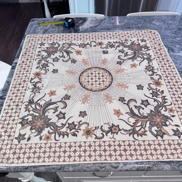 Gorgeous 35 Inch Square Scarf - Picture 12 of 15